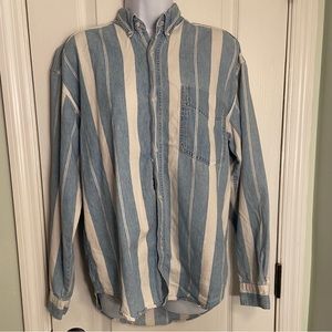 Jean oversized jacket with pocket, Size small, like new, long sleeve roll up